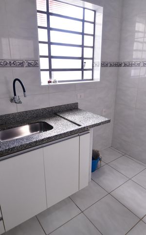 Casa para alugar com 323m², 4 quartos e 6 vagasCozinha