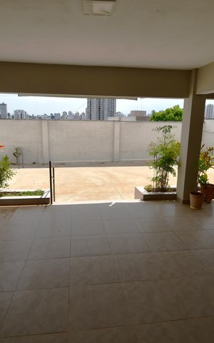 Casa para alugar com 323m², 4 quartos e 6 vagasVaranda