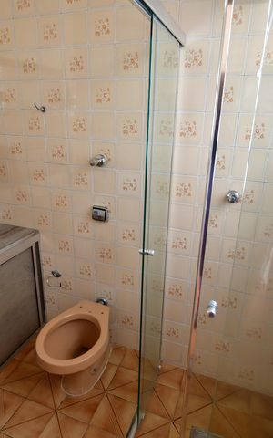 Casa para alugar com 323m², 4 quartos e 6 vagasBanheiro Suíte