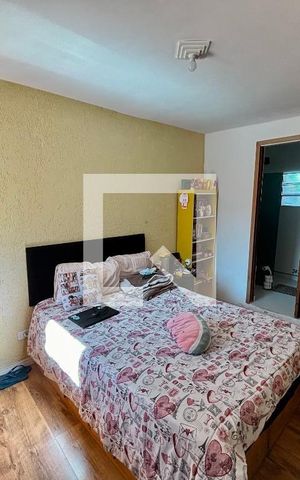 Casa à venda com 150m², 6 quartos e 2 vagas
