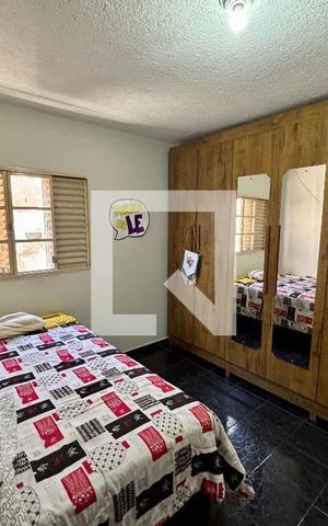 Casa à venda com 150m², 6 quartos e 2 vagas