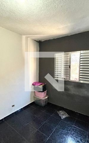 Casa à venda com 150m², 6 quartos e 2 vagas