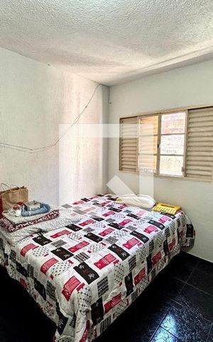 Casa à venda com 150m², 6 quartos e 2 vagas