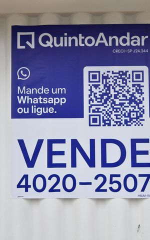 Casa à venda com 119m², 4 quartos e 2 vagasPlaca