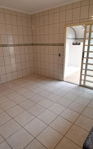 Casa à venda com 119m², 4 quartos e 2 vagasCozinha