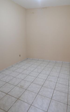 Casa à venda com 119m², 4 quartos e 2 vagasQuarto 4 - Externo