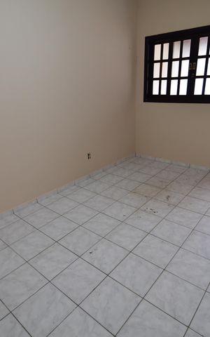 Casa à venda com 119m², 4 quartos e 2 vagasQuarto 3 - Externo