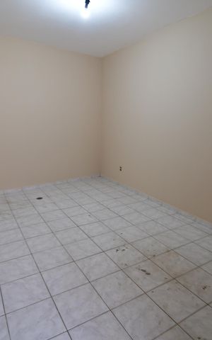 Casa à venda com 119m², 4 quartos e 2 vagasQuarto 3 - Externo
