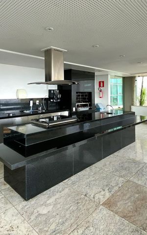 Apartamento para alugar com 245m², 4 quartos e 4 vagas Apartamento para alugar com 245m², 4 quartos e 4 vagasÁrea comum