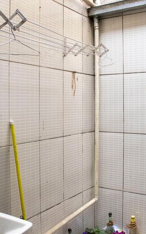 Casa de condomínio à venda com 66m², 2 quartos e 1 vagaÁrea de Serviço