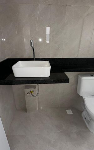 Apartamento para alugar com 55m², 2 quartos e 1 vaga Apartamento para alugar com 55m², 2 quartos e 1 vagaBanheiro da Suíte