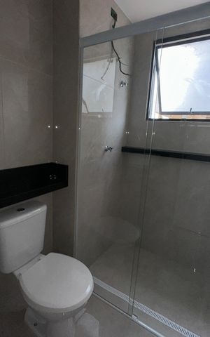 Apartamento para alugar com 55m², 2 quartos e 1 vaga Apartamento para alugar com 55m², 2 quartos e 1 vagaBanheiro da Suíte