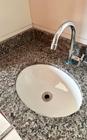 Apartamento para alugar com 35m², 2 quartos e sem vaga Apartamento para alugar com 35m², 2 quartos e sem vagaBanheiro