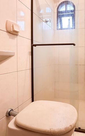 Casa para alugar com 190m², 3 quartos e 2 vagas Casa para alugar com 190m², 3 quartos e 2 vagasBanheiro da Suíte