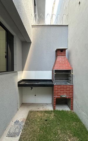 Casa à venda com 100m², 2 quartos e 1 vaga