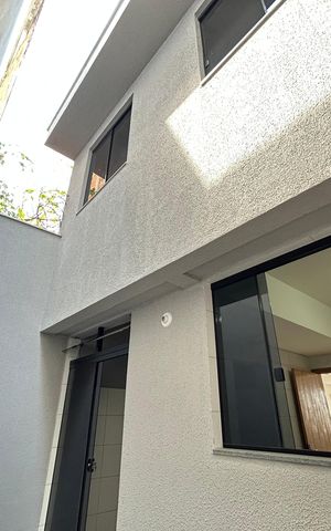 Casa à venda com 100m², 2 quartos e 1 vaga