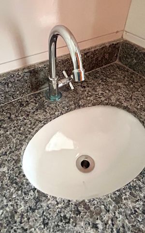 Apartamento para alugar com 35m², 2 quartos e sem vaga Apartamento para alugar com 35m², 2 quartos e sem vagaBanheiro