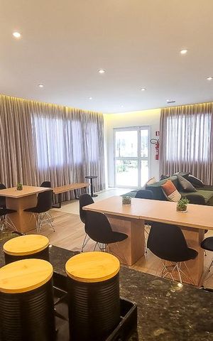Apartamento à venda com 37m², 2 quartos e sem vaga Apartamento à venda com 37m², 2 quartos e sem vagaÁrea comum - Salão de festas