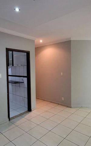 Casa à venda com 220m², 3 quartos e 2 vagas Casa à venda com 220m², 3 quartos e 2 vagasSala