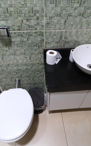 Casa para alugar com 230m², 2 quartos e 2 vagasBanheiro 