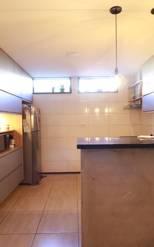 Casa para alugar com 230m², 2 quartos e 2 vagasCozinha 