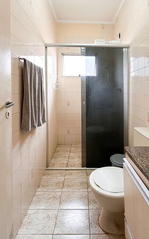 Apartamento à venda com 54m², 2 quartos e 1 vaga Apartamento à venda com 54m², 2 quartos e 1 vagaBanheiro Social