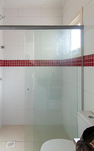 Casa para alugar com 180m², 3 quartos e 2 vagasBanheiro