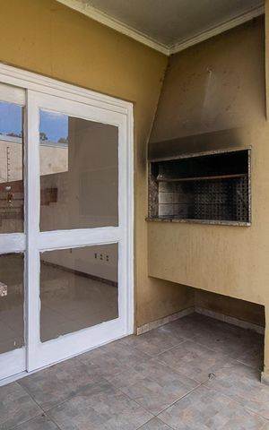 Casa para alugar com 180m², 3 quartos e 2 vagasQuintal