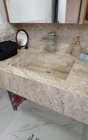 Apartamento à venda com 64m², 2 quartos e 2 vagasSuíte