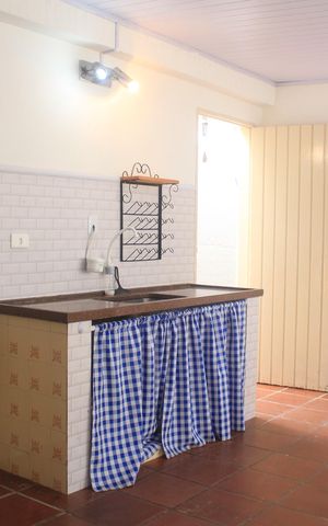 Casa à venda com 133m², 2 quartos e 2 vagasCozinha