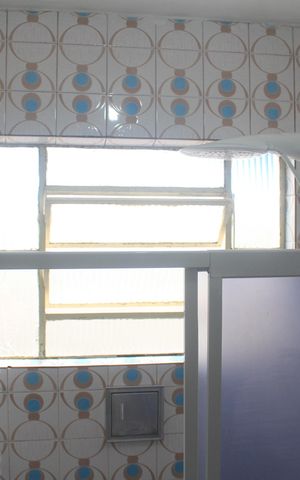 Casa à venda com 133m², 2 quartos e 2 vagasBanheiro