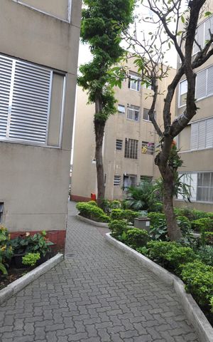 Apartamento à venda com 65m², 2 quartos e sem vagaÁrea comum