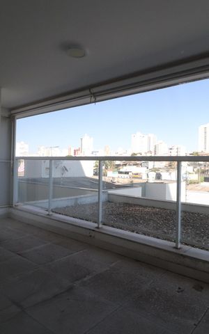 Apartamento para alugar com 119m², 3 quartos e 2 vagasVaranda