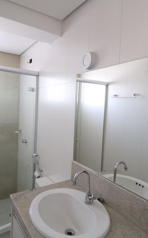 Apartamento para alugar com 119m², 3 quartos e 2 vagasBanheiro Social