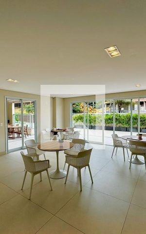 Apartamento para alugar com 55m², 2 quartos e 2 vagas Apartamento para alugar com 55m², 2 quartos e 2 vagasÁrea comum - Salão de festas
