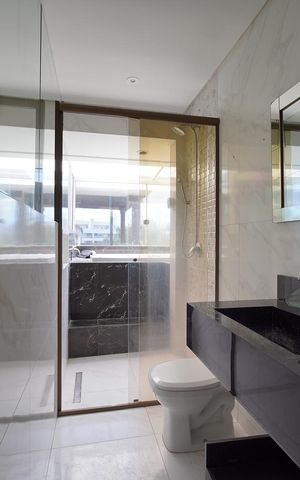 Apartamento para alugar com 1279797m², 3 quartos e 1 vagaBanheiro da Suíte 