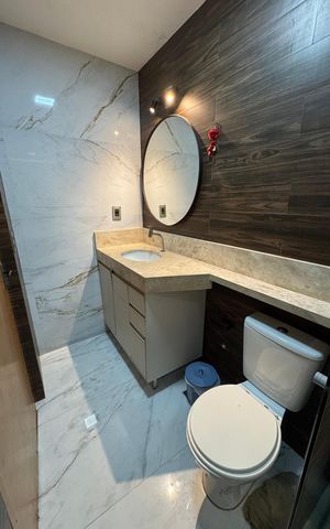 Apartamento à venda com 85m², 2 quartos e 1 vaga Apartamento à venda com 85m², 2 quartos e 1 vagaBanheiro