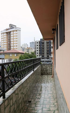 Apartamento à venda com 190m², 4 quartos e 2 vagas Apartamento à venda com 190m², 4 quartos e 2 vagasVaranda da Sala