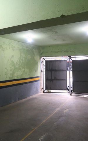 Apartamento à venda com 190m², 4 quartos e 2 vagas Apartamento à venda com 190m², 4 quartos e 2 vagasGaragem