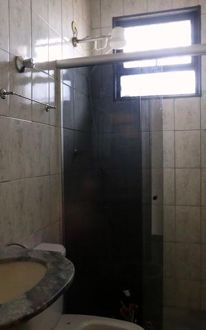 Apartamento à venda com 190m², 4 quartos e 2 vagas Apartamento à venda com 190m², 4 quartos e 2 vagasBanheiro