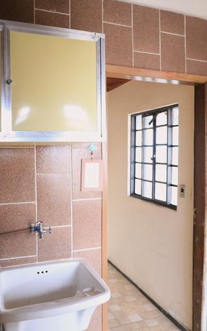 Apartamento à venda com 190m², 4 quartos e 2 vagas Apartamento à venda com 190m², 4 quartos e 2 vagasÁrea de Serviço