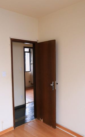 Apartamento à venda com 190m², 4 quartos e 2 vagas Apartamento à venda com 190m², 4 quartos e 2 vagasQuarto 1