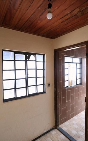 Apartamento à venda com 190m², 4 quartos e 2 vagas Apartamento à venda com 190m², 4 quartos e 2 vagasQuarto de Serviço
