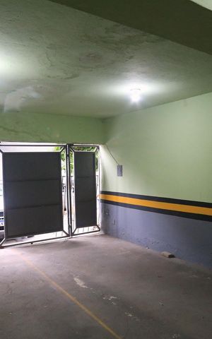 Apartamento à venda com 190m², 4 quartos e 2 vagas Apartamento à venda com 190m², 4 quartos e 2 vagasGaragem