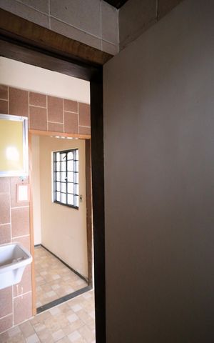 Apartamento à venda com 190m², 4 quartos e 2 vagas Apartamento à venda com 190m², 4 quartos e 2 vagasBanheiro de serviço