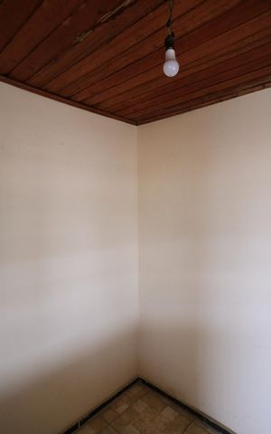 Apartamento à venda com 190m², 4 quartos e 2 vagas Apartamento à venda com 190m², 4 quartos e 2 vagasQuarto de Serviço