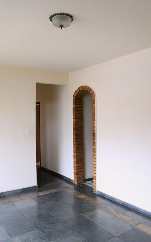 Apartamento à venda com 190m², 4 quartos e 2 vagas Apartamento à venda com 190m², 4 quartos e 2 vagasSala