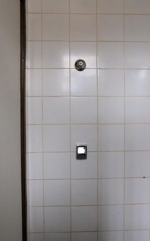 Apartamento à venda com 190m², 4 quartos e 2 vagas Apartamento à venda com 190m², 4 quartos e 2 vagasBanheiro da Suíte