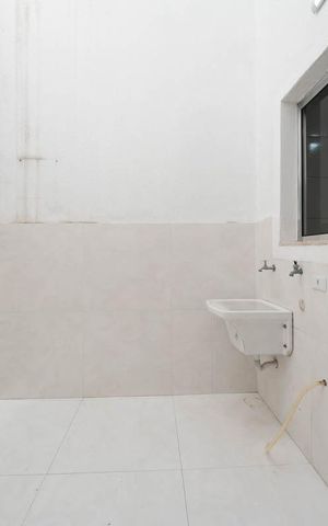 Casa de condomínio para alugar com 100m², 2 quartos e 2 vagasCozinha e Área de Serviço