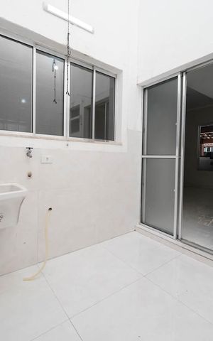 Casa de condomínio para alugar com 100m², 2 quartos e 2 vagasCozinha e Área de Serviço